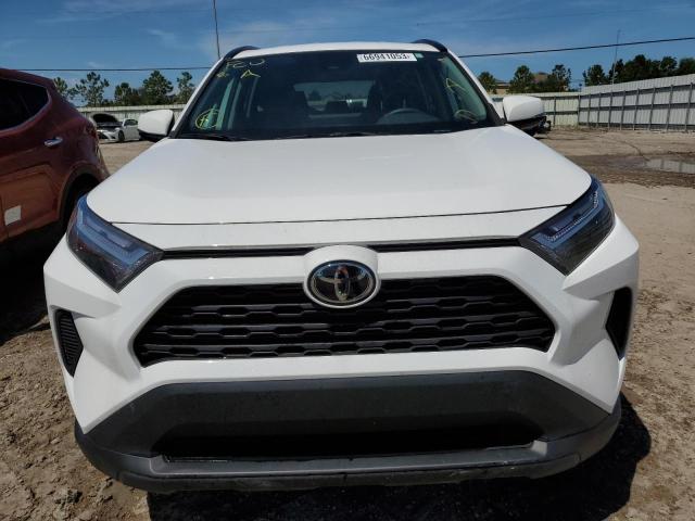 Photo 5 from auction – 2023 TOYOTA RAV4 XLE with VIN 2T3W1RFV4PC220926