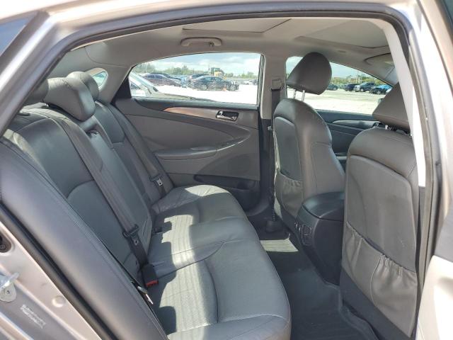 Photo 10 from auction – 2013 HYUNDAI SONATA HYB with VIN KMHEC4A41DA067434