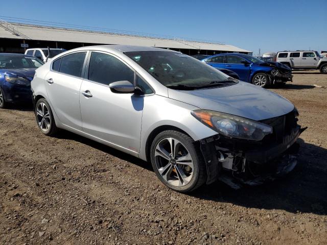 Снимка 4 от търг – 2015 KIA FORTE EX с VIN KNAFX4A84F5359328