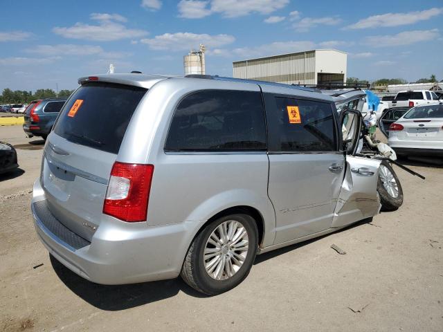 Photo 3 from auction – 2012 CHRYSLER TOWN & COU with VIN 2C4RC1GG4CR216502