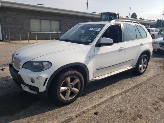BMW X5 XDRIVE3 2010 with VIN 5UXFF0C5XALT77451 - Photo from auction