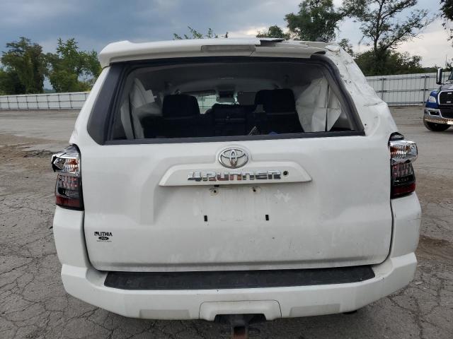 Photo 6 from auction – 2018 TOYOTA 4RUNNER SR with VIN JTEBU5JR5J5485436