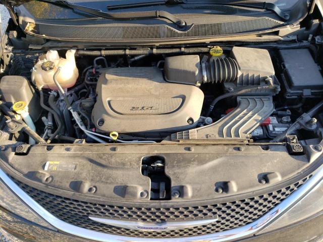 Photo 11 from auction – 2020 CHRYSLER VOYAGER LX with VIN 2C4RC1DG0LR182403