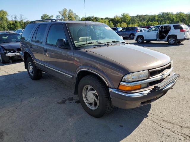 Photo 4 from auction – 1998 CHEVROLET BLAZER with VIN 1GNDT13W0W2220497