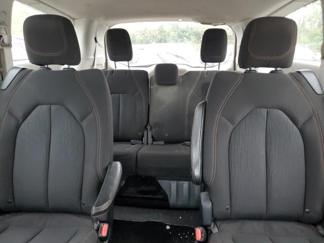 Photo 10 from auction – 2017 CHRYSLER PACIFICA L with VIN 2C4RC1CG0HR608583