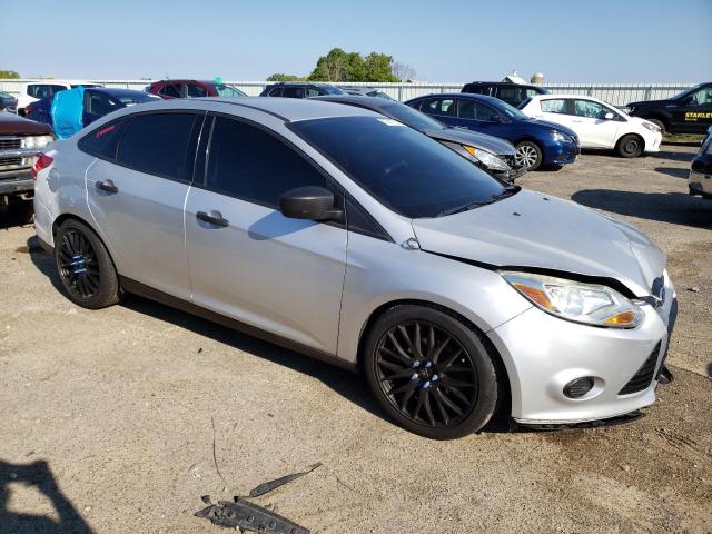 Photo 4 from auction – 2013 FORD FOCUS S with VIN 1FADP3E28DL350320