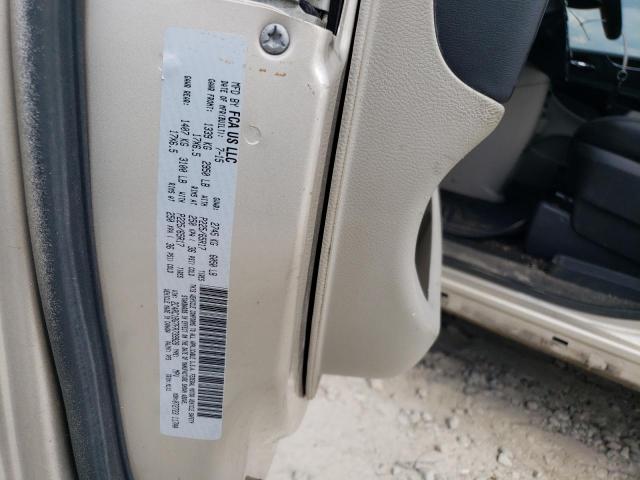 Photo 14 from auction – 2015 CHRYSLER TOWN & COU with VIN 2C4RC1BG7FR739928