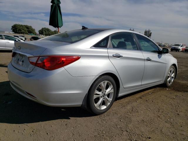Photo 3 from auction – 2013 HYUNDAI SONATA SE with VIN 5NPEC4AC6DH626111