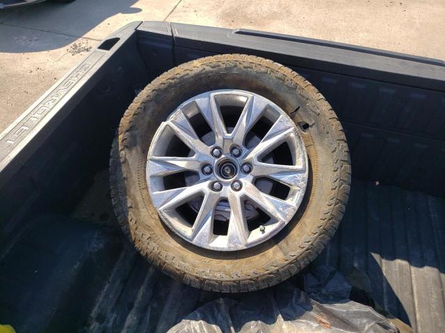 Photo 12 from auction – 2022 CHEVROLET SILVERADO with VIN 3GCUYGED0NG155200