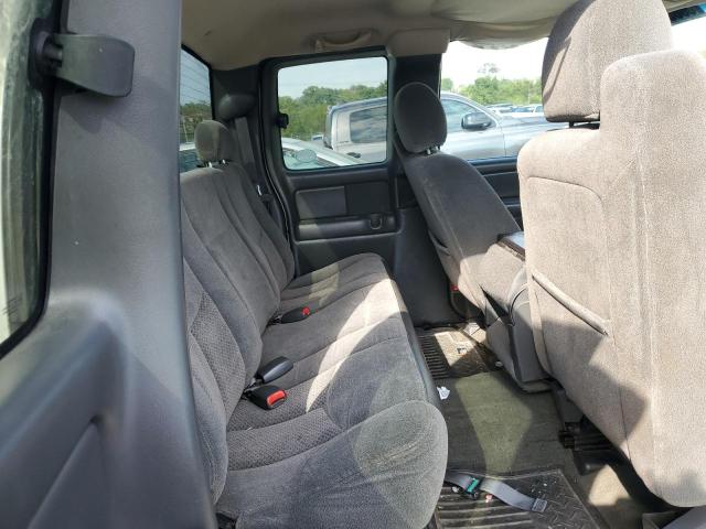 Photo 10 from auction – 2004 CHEVROLET silverado with VIN 1GCEK19T94Z300169