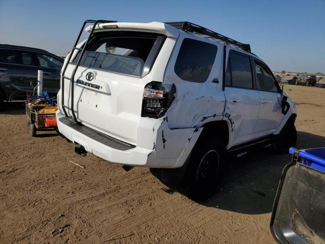 Photo 3 from auction – 2019 TOYOTA 4RUNNER with VIN JTEBU5JR3K5637604