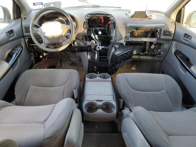 Photo 8 from auction – 2004 TOYOTA SIENNA CE with VIN 5TDZA23C94S037833