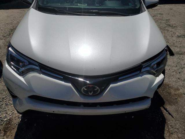 Photo 11 from auction – 2017 TOYOTA RAV4 LIMIT with VIN 2T3YFREV0HW319299