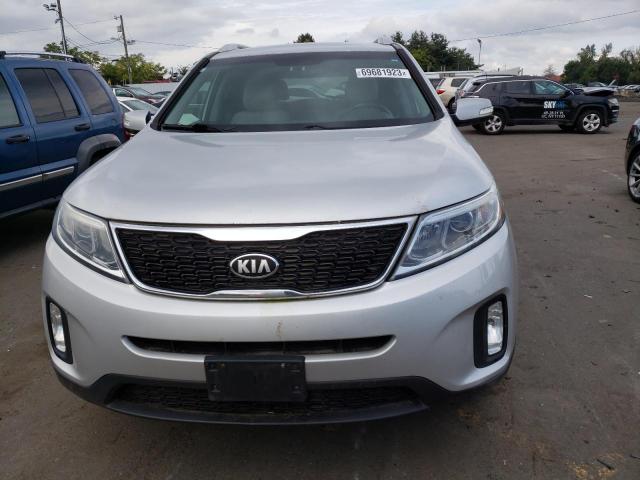 Photo 5 from auction – 2014 KIA SORENTO with VIN 5XYKTCA63EG473784