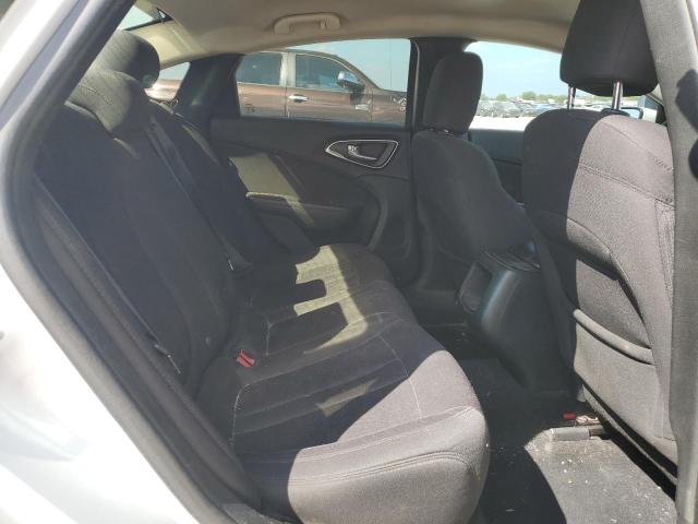 Photo 10 from auction – 2015 CHRYSLER 200 LIMITE with VIN 1C3CCCAB5FN653820