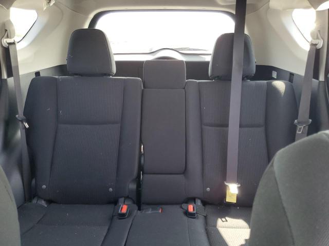 Photo 10 from auction – 2017 TOYOTA RAV4 LE with VIN JTMZFREV8HJ111996