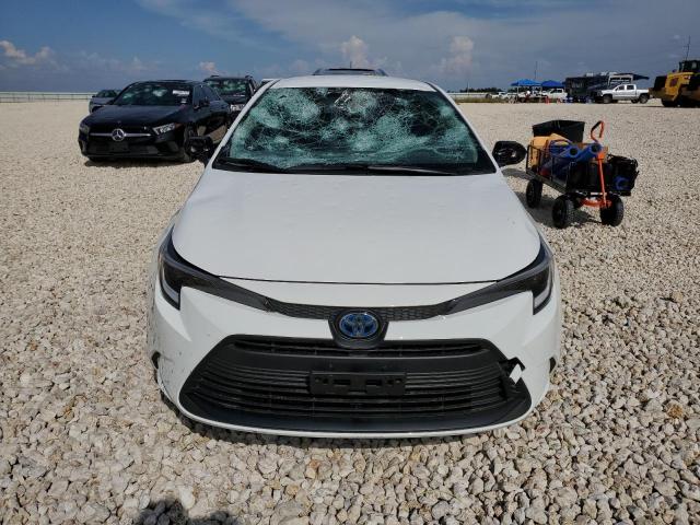 Photo 5 from auction – 2023 TOYOTA COROLLA LE with VIN JTDBCMFE4PJ005894