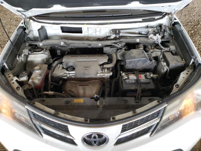 Photo 11 from auction – 2015 TOYOTA RAV4 LE with VIN 2T3ZFREVXFW174502
