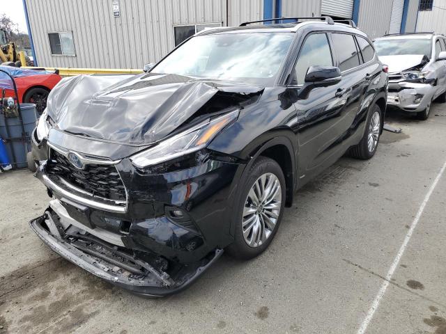 TOYOTA HIGHLANDER 2023 with VIN 5TDEBRCH4PS129470 - Photo from auction