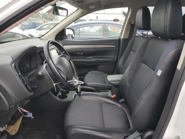 Photo 7 from auction – 2015 MITSUBISHI OUTLANDER with VIN JA4AZ3A33FZ000917