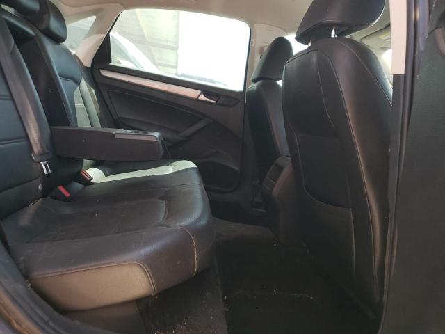 Photo 10 from auction – 2015 VOLKSWAGEN PASSAT S with VIN 1VWAS7A38FC090017
