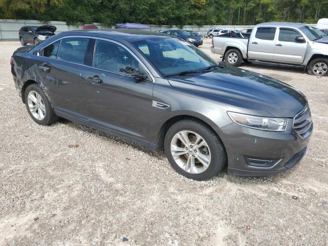Photo 4 from auction – 2017 FORD TAURUS SEL with VIN 1FAHP2E81HG136879