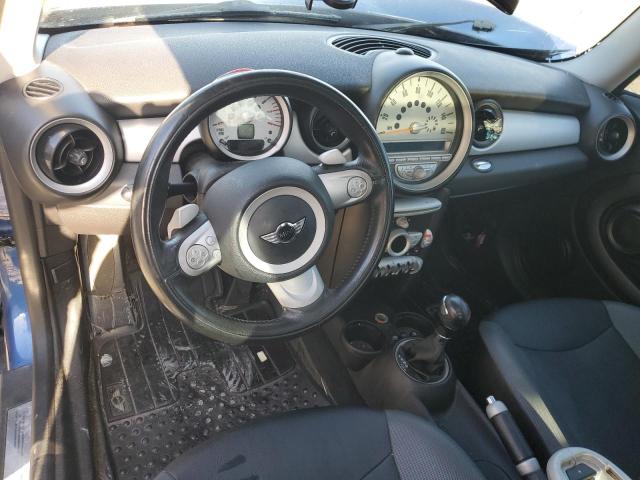 Photo 8 from auction – 2009 MINI COOPER CLU with VIN WMWML33569TN69185
