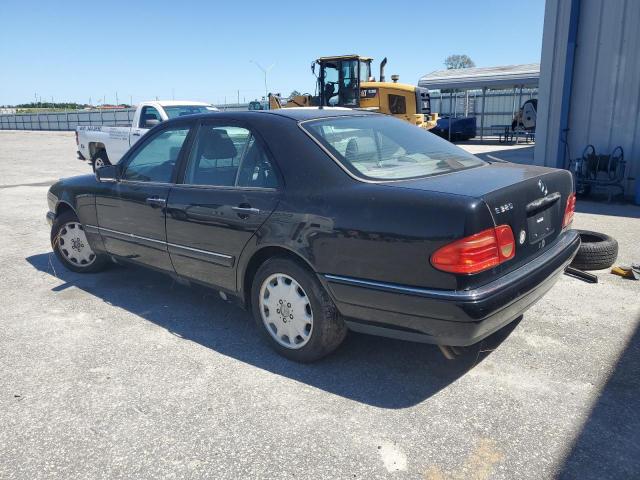 Photo 2 from auction – 1997 MERCEDES-BENZ E 320 with VIN WDBJF55F0VJ035456