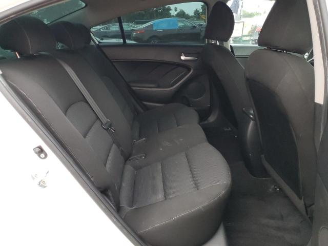Photo 10 from auction – 2017 KIA FORTE LX with VIN 3KPFK4A78HE015629