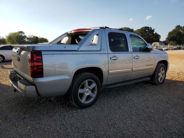 Photo 3 from auction – 2012 CHEVROLET AVALANCHE with VIN 3GNMCGE09CG266537