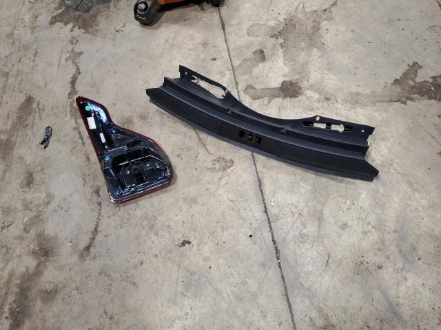 Photo 13 from auction – 2021 FORD EXPLORER L with VIN 1FMSK8FH1MGC27785