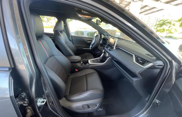 Photo 5 from auction – 2021 TOYOTA RAV4 PRIME with VIN JTMFB3FV4MD011008