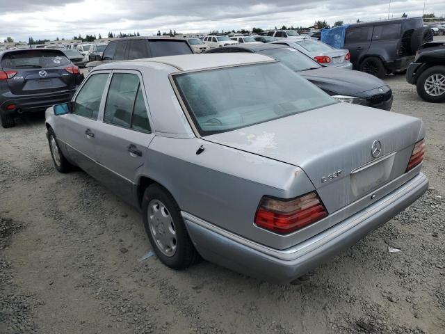Photo 2 from auction – 1994 MERCEDES-BENZ E 320 with VIN WDBEA32E6RC084221