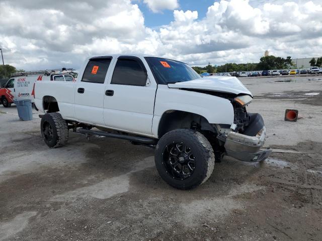 Photo 4 from auction – 2004 CHEVROLET SILVERADO with VIN 1GCHC23U94F257066