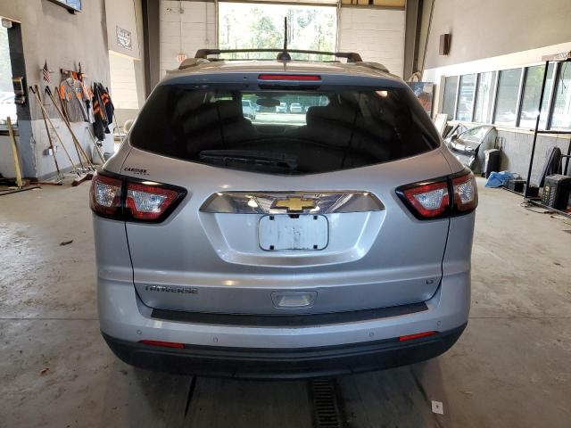 Photo 6 from auction – 2017 CHEVROLET TRAVERSE L with VIN 1GNKRGKD7HJ304883
