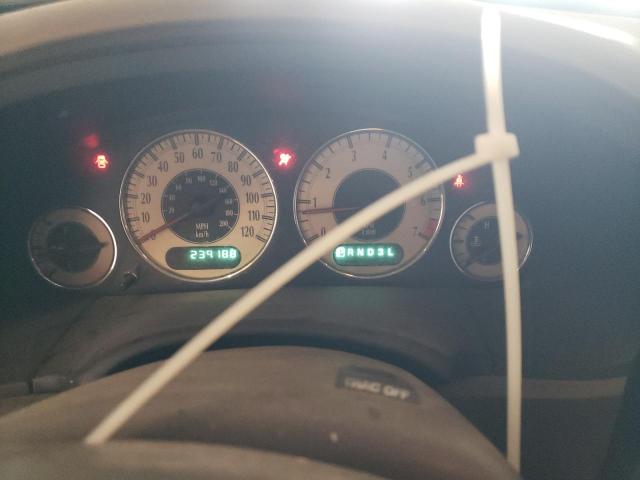 Photo 9 from auction – 2001 CHRYSLER TOWN & COU with VIN 2C8GP54L31R397138