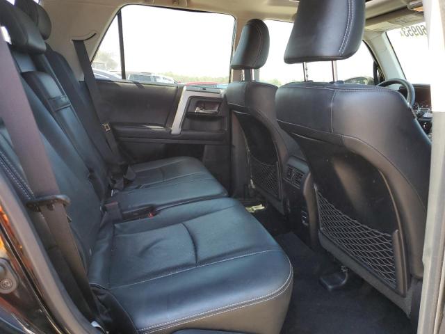 Photo 10 from auction – 2019 TOYOTA 4RUNNER SR with VIN JTEBU5JRXK5712346