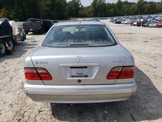 Photo 6 from auction – 2002 MERCEDES-BENZ E 320 4MAT with VIN WDBJF82J12X071014