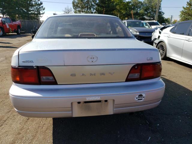Photo 6 from auction – 1995 TOYOTA CAMRY LE with VIN JT2SK12E7S0277743