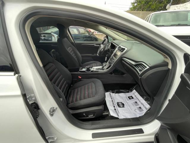 Photo 5 from auction – 2016 FORD FUSION SE with VIN 3FA6P0HD0GR187463