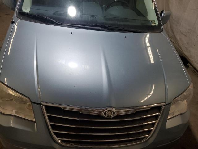 Photo 12 from auction – 2010 CHRYSLER TOWN & COU with VIN 2A4RR8D17AR321050
