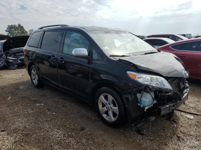 Photo 4 from auction – 2015 TOYOTA SIENNA LE with VIN 5TDKK3DC6FS598996