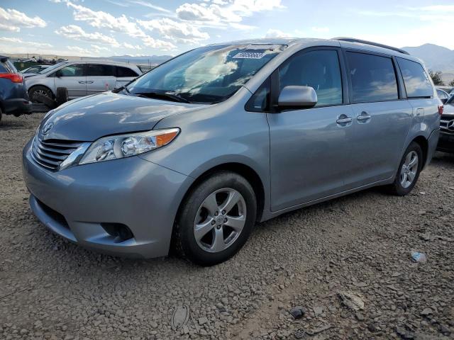 TOYOTA SIENNA LE 2017 with VIN 5TDKZ3DC3HS808095 - Photo from auction