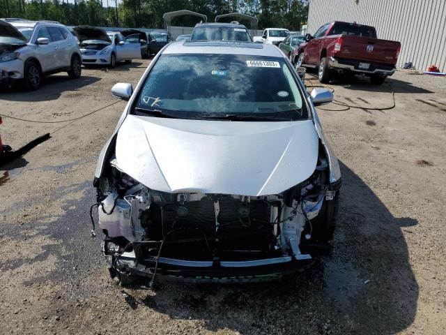Photo 5 from auction – 2016 TOYOTA PRIUS with VIN JTDKARFU9G3012712