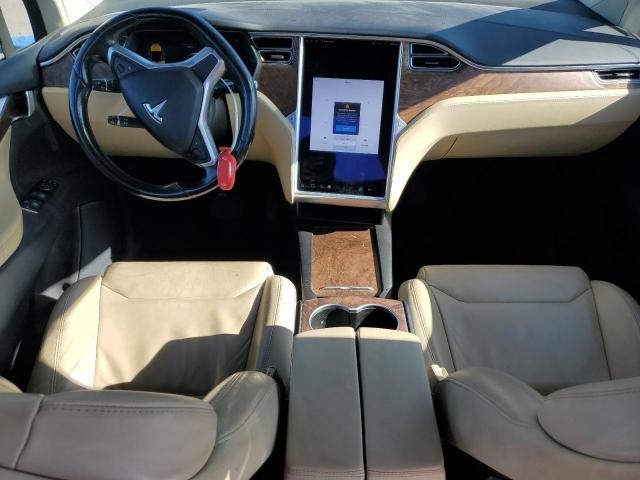 Photo 8 from auction – 2017 TESLA MODEL X with VIN 5YJXCDE22HF035773