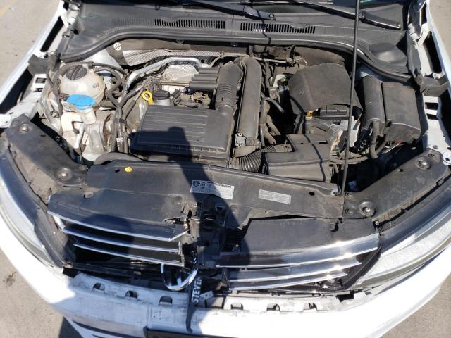 Photo 11 from auction – 2017 VOLKSWAGEN JETTA SE with VIN 3VWDB7AJ5HM397125
