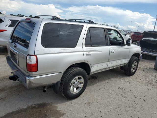 Photo 3 from auction – 2002 TOYOTA 4RUNNER SR with VIN JT3GN86R820233538