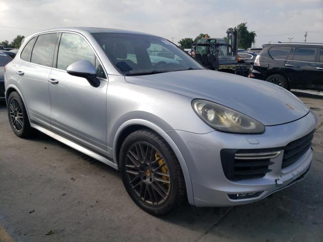Photo 4 from auction – 2017 PORSCHE CAYENNE S with VIN WP1AB2A2XHLA51668