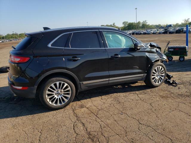 Photo 3 from auction – 2017 LINCOLN MKC RESERV with VIN 5LMCJ3D90HUL31923