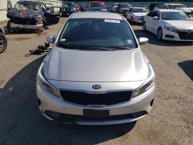 Photo 5 from auction – 2017 KIA FORTE LX with VIN 3KPFK4A77HE030607